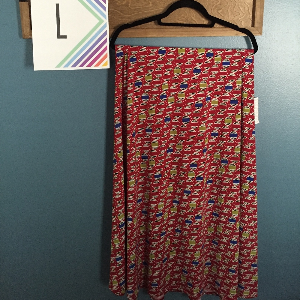 NWT L LuLaRoe Maxi skirt